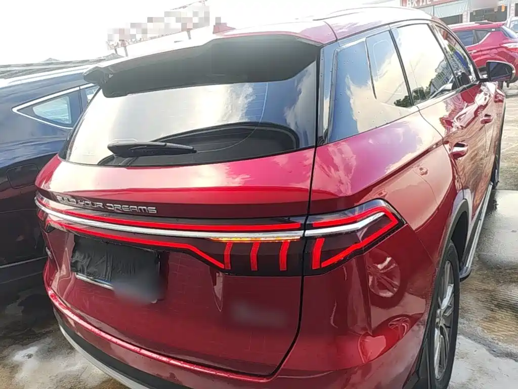 Song Pro 1.5 T Auto Luxury