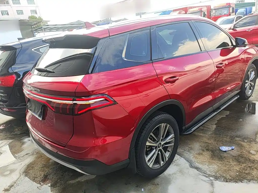 Song Pro 1.5 T Auto Luxury