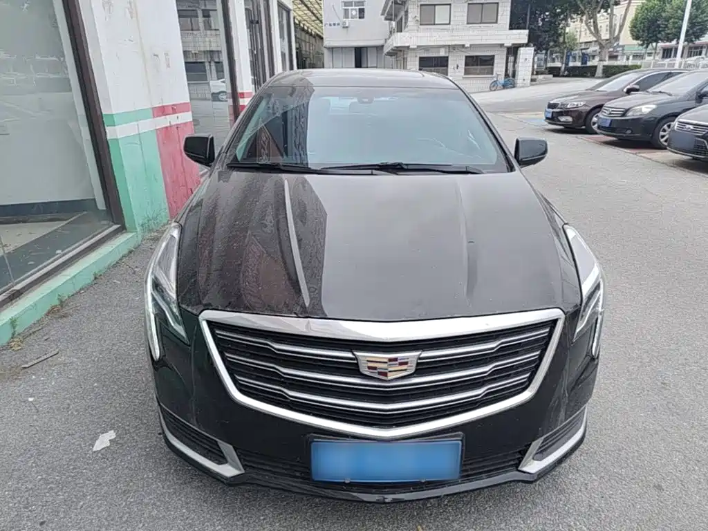 Cadillac XTS 28 T Tech
