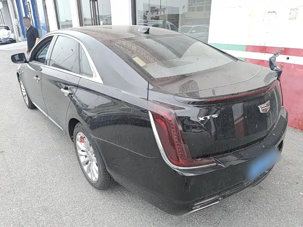Cadillac XTS 28 T Tech