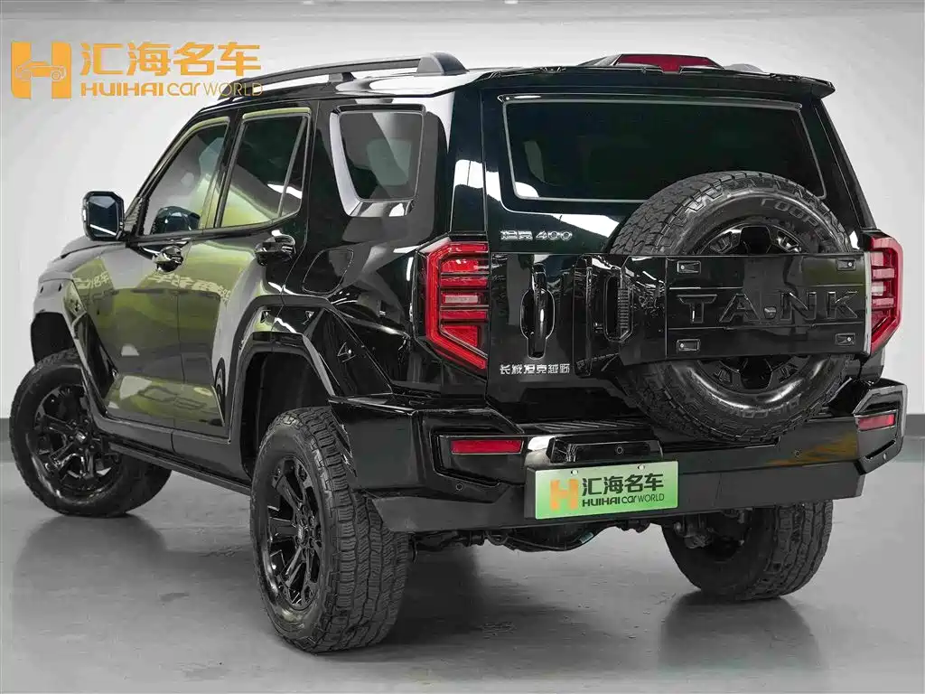 Tank 400 NEV Hi4-T Offroad