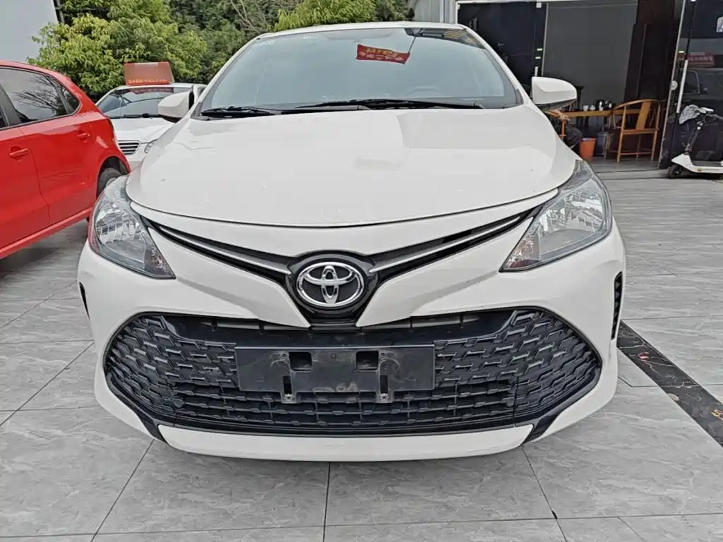 Vios FS 1.5 L CVT Sharp Speed
