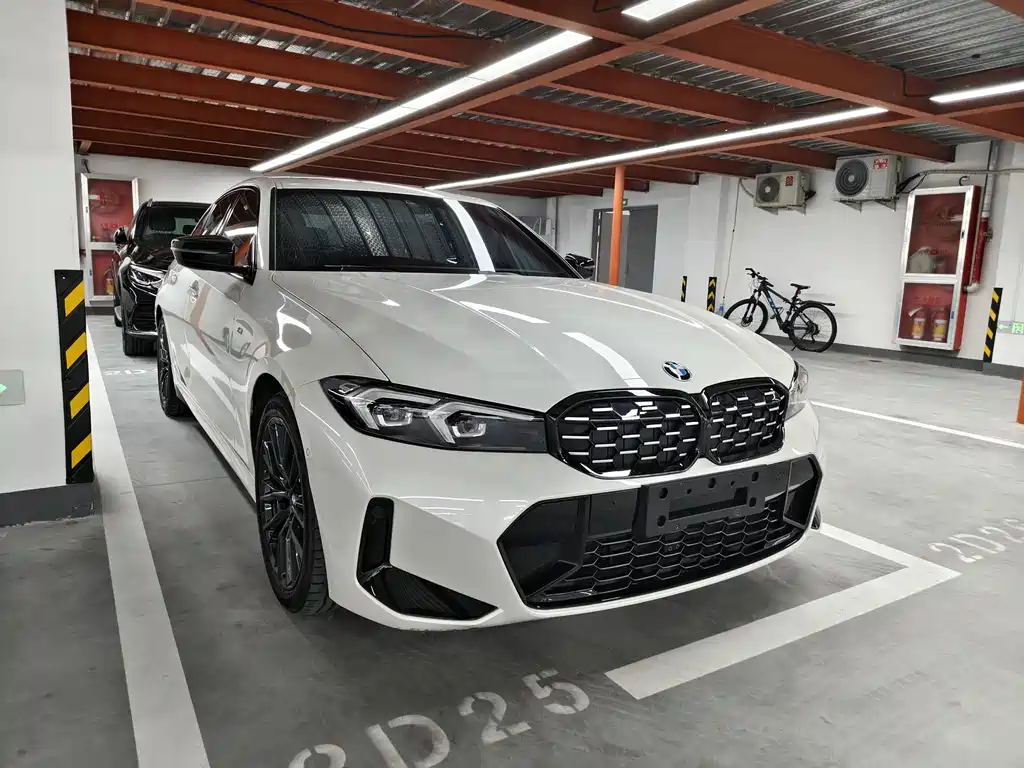 BMW 3 Series 325 i M Sport Night Package