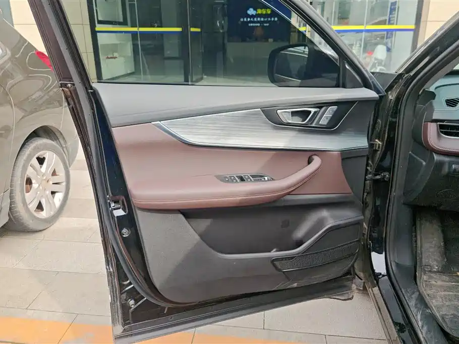 Tiggo 7 1.5 T CVT Distinguished