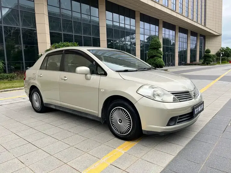 Nissan Tiida 颐达 2005款 1.6 JS AT