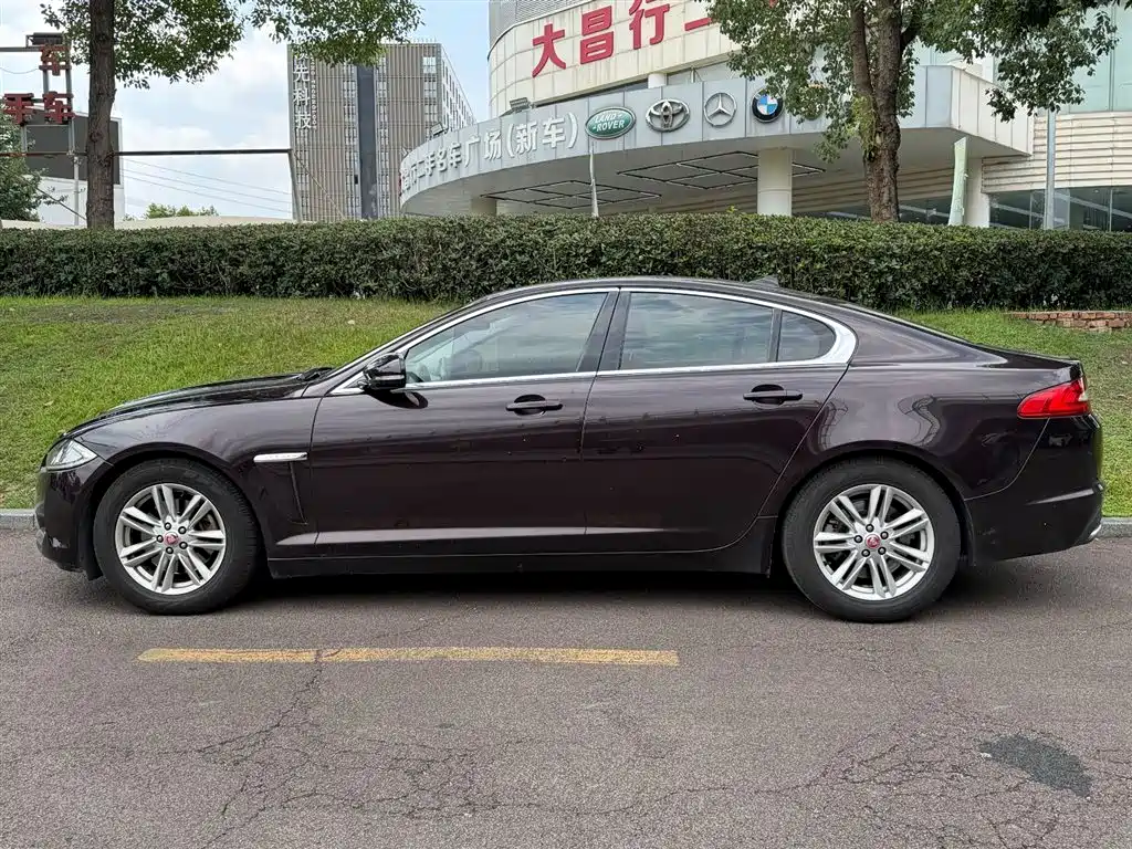 Jaguar XF XF 2.0 T Elegance