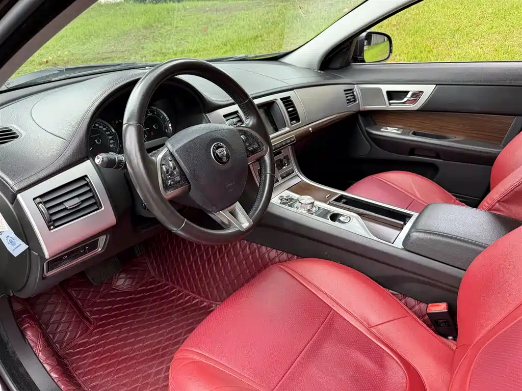 Jaguar XF XF 2.0 T Elegance