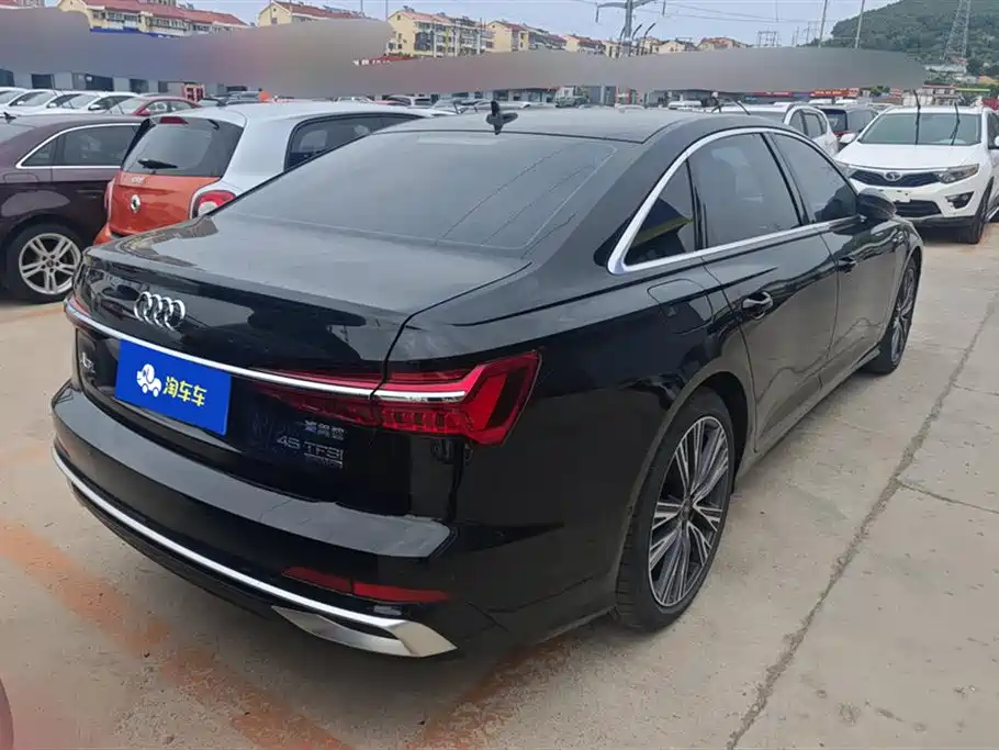 Audi A6 L 45 TFSI quattro Select Dynamic