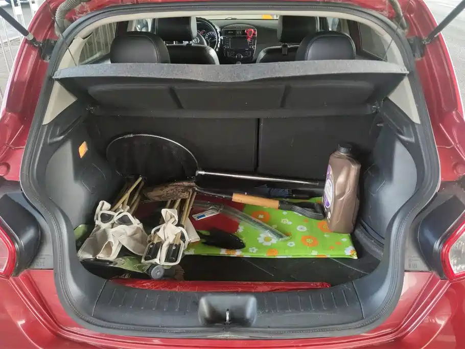 Tiida 1.6 L CVT Intelligent