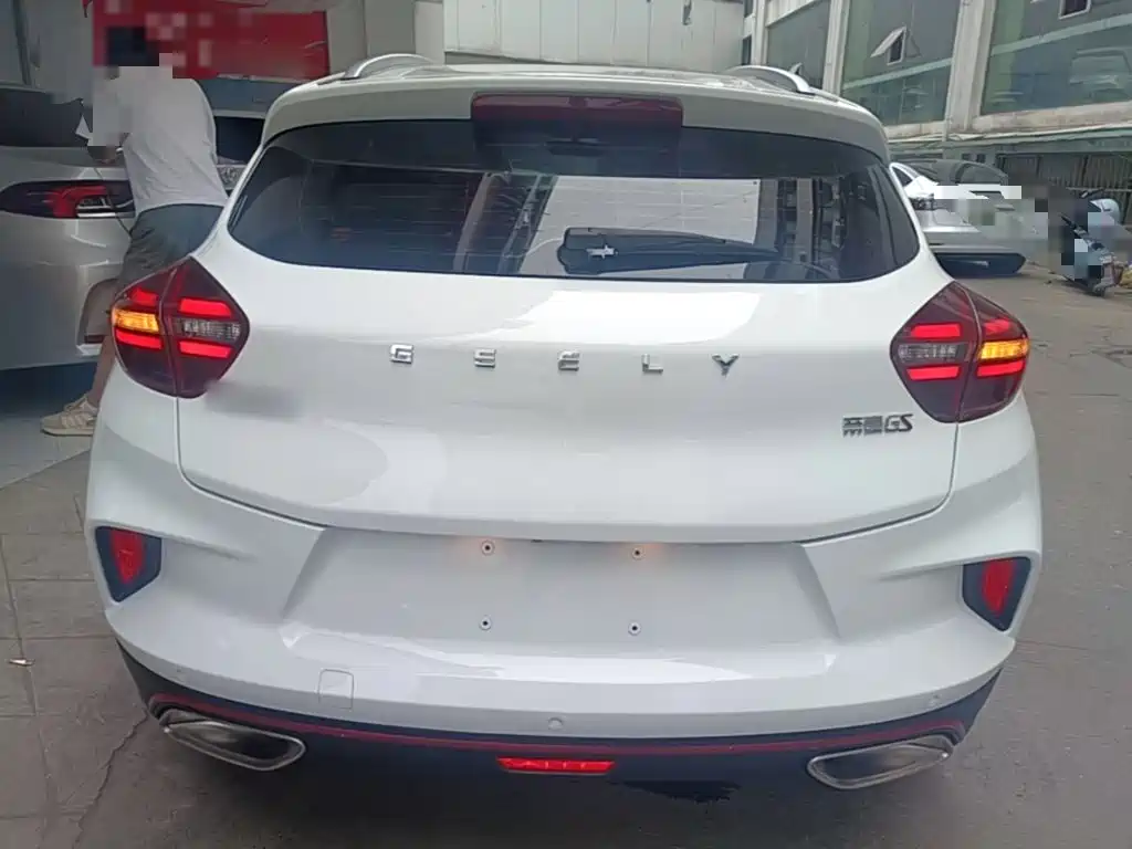 Emgrand GS 1.4 T CVT Elegant