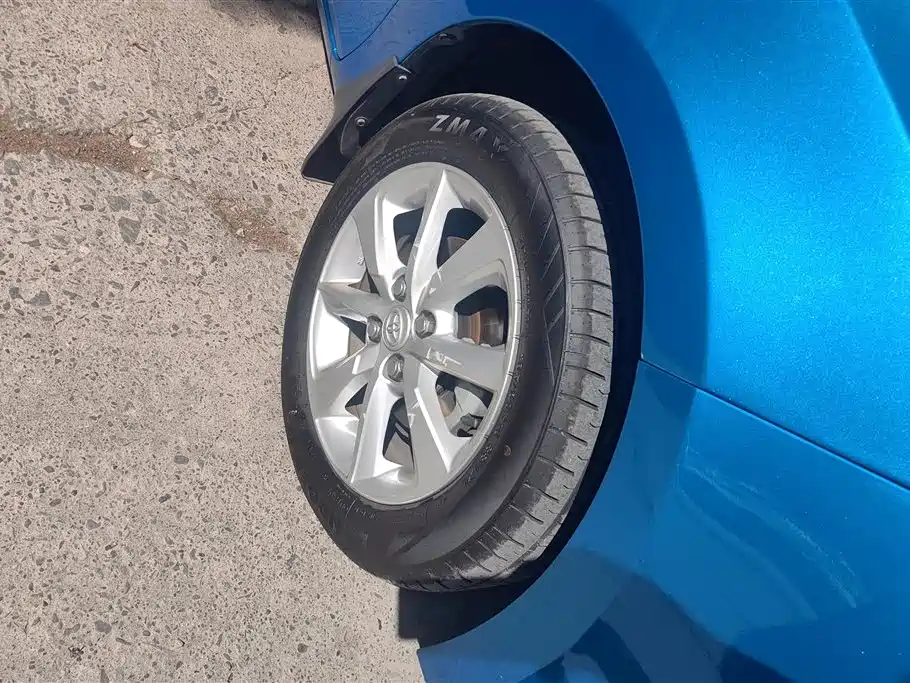 YARiS L Zhixuan 1.5 G Auto Dynamic Shine