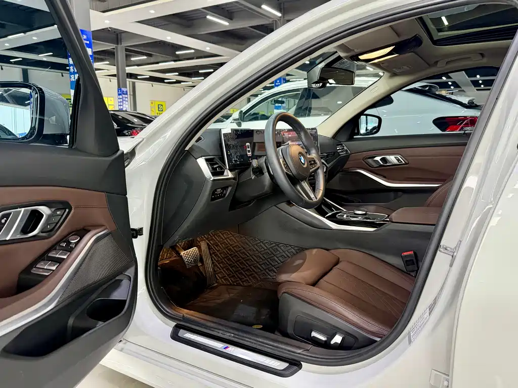BMW 3 Series 320 Li M Sport Package