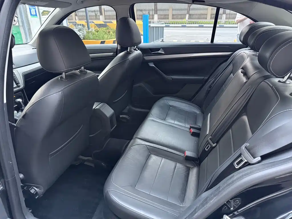 Lavida 1.6 L Auto Comfort