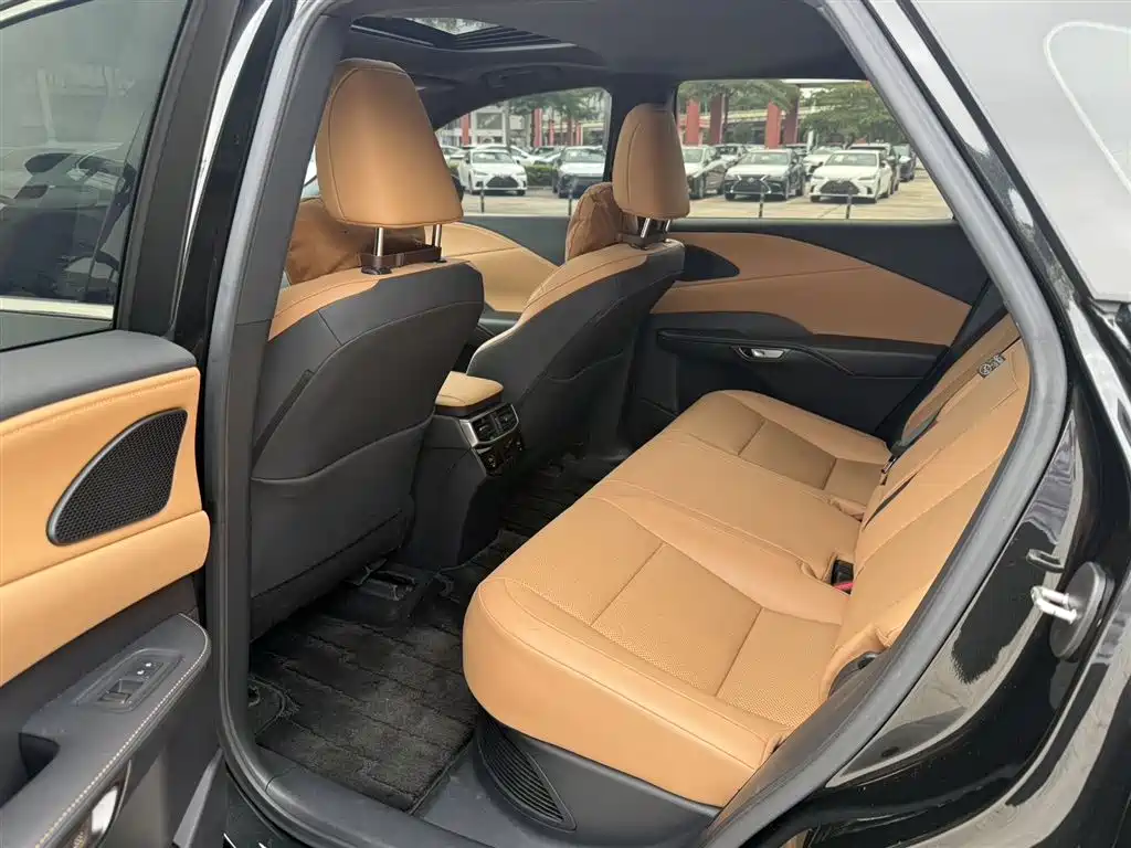 Lexus RX 350 h 2 WD Joy