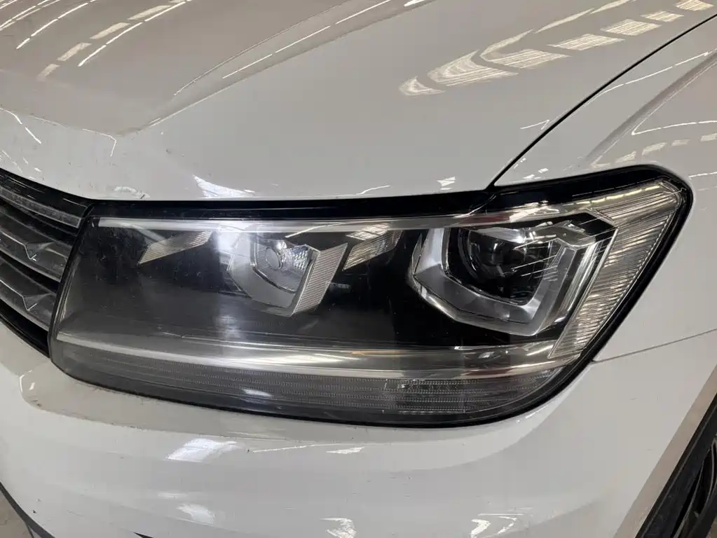 Tiguan L 330 TSI Auto 2 WD Comfort Enjoyment