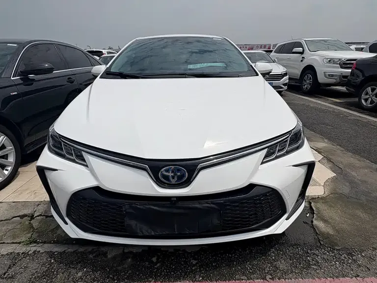 Toyota Corolla 1.8 L Smart e-Hybrid Dual Engine Pioneer
