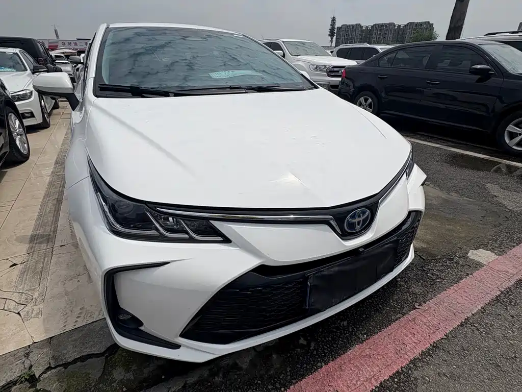 Corolla 1.8 L Smart e-Hybrid Dual Engine Pioneer