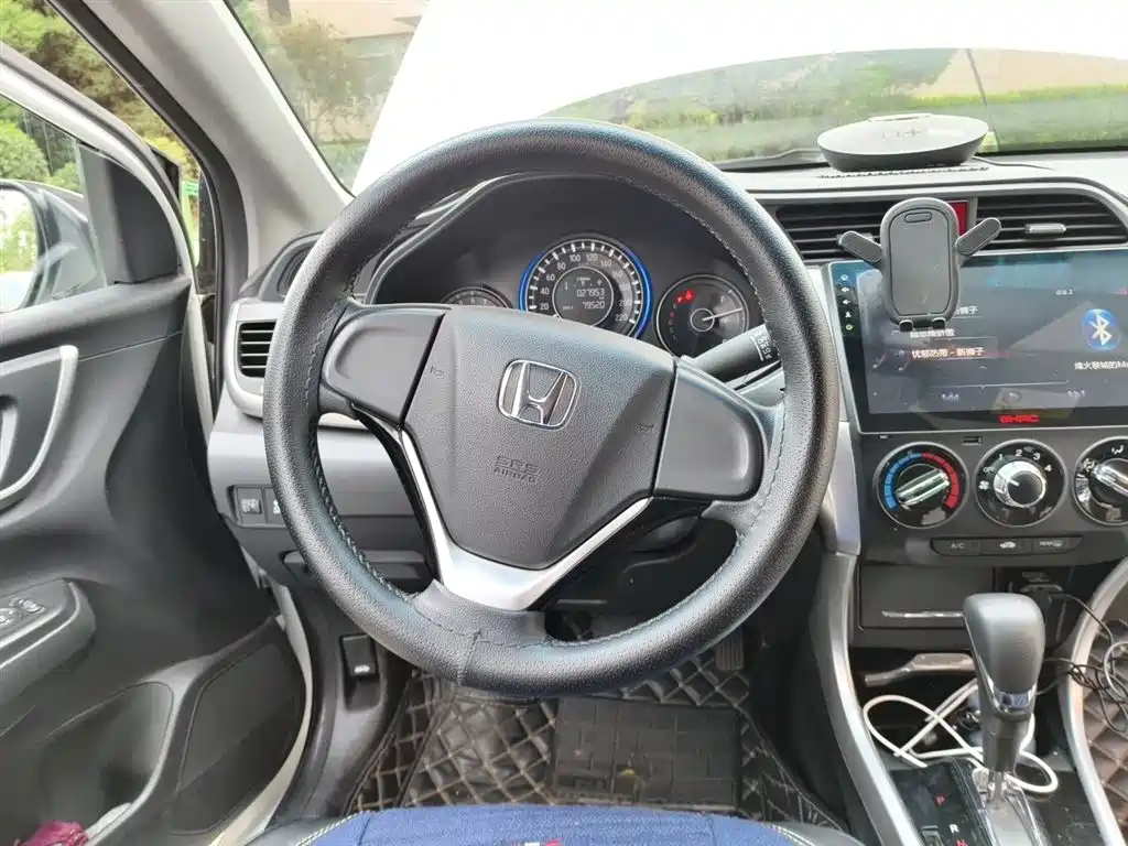 Crider 1.8 L CVT Comfort