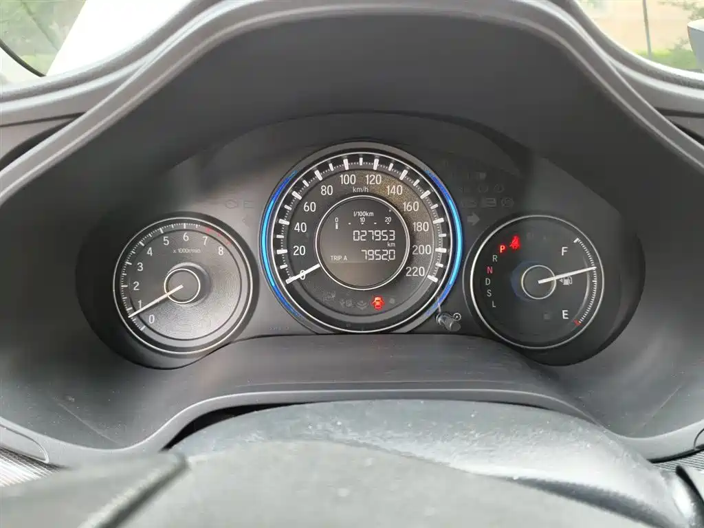 Crider 1.8 L CVT Comfort