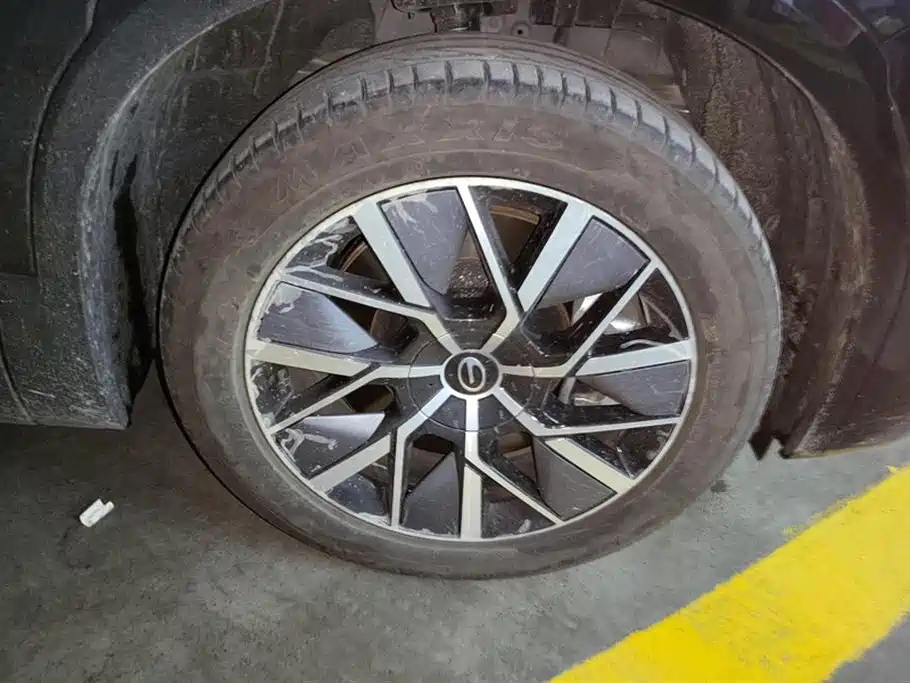 Trumpchi Xiangwang S9 传祺向往S9 2025款 乾崑 UItra 5座