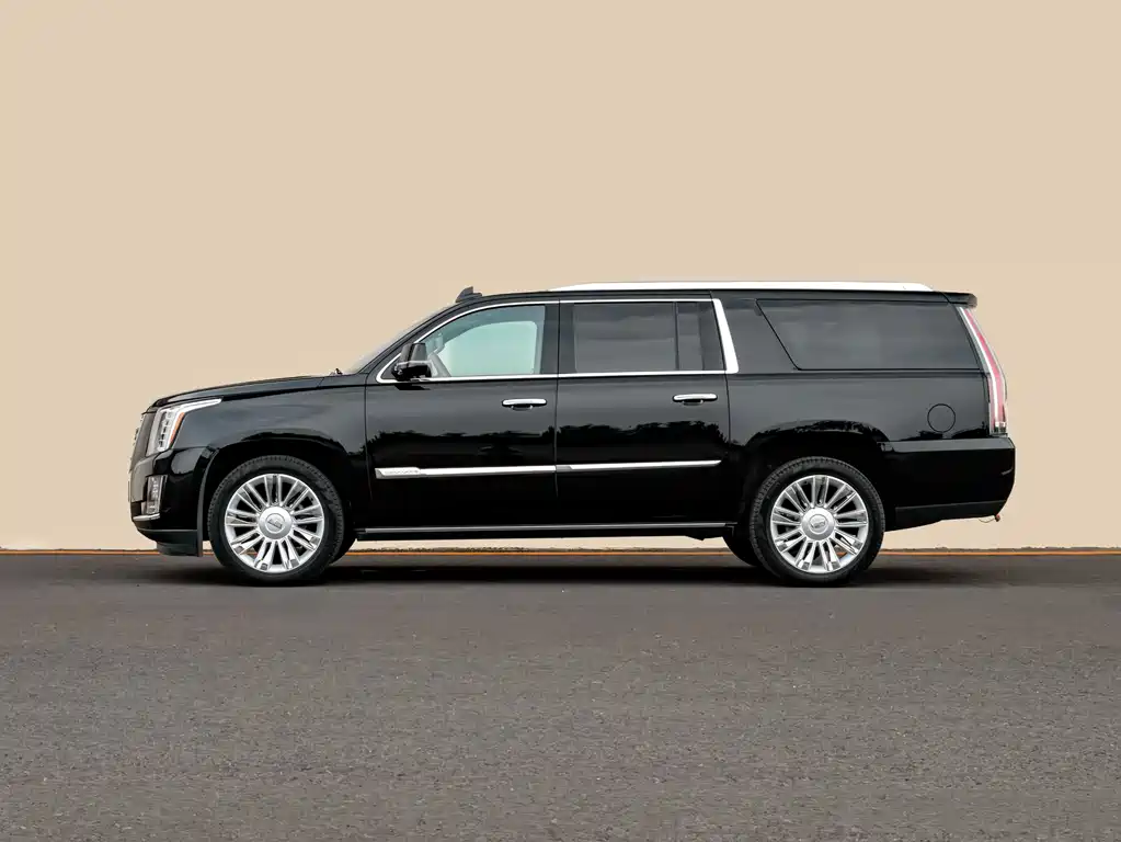 Escalade 6.2 L ESV Platinum Extended