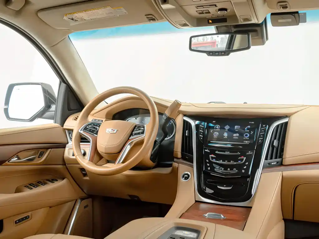 Escalade 6.2 L ESV Platinum Extended