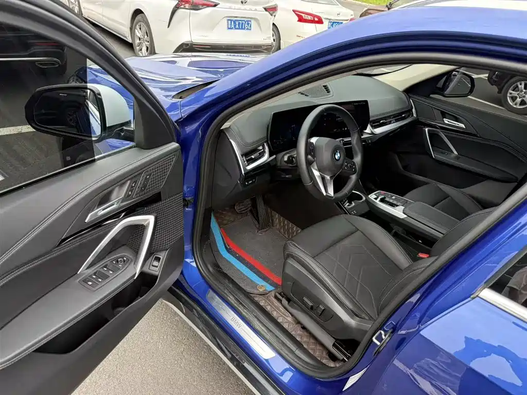 BMW X1 sDrive20 Li X Design Package