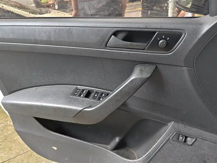 Rapid 1.5 L Manual Standard