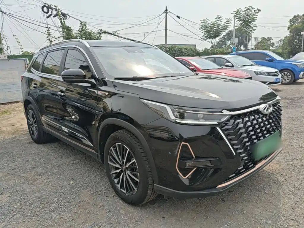 Tiggo 8 PRO 290 T 2 WD Ocean 5-seat