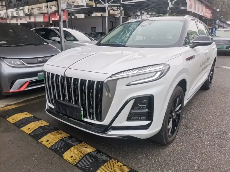 Hongqi HS3 PHEV 117 km Power Action PLUS