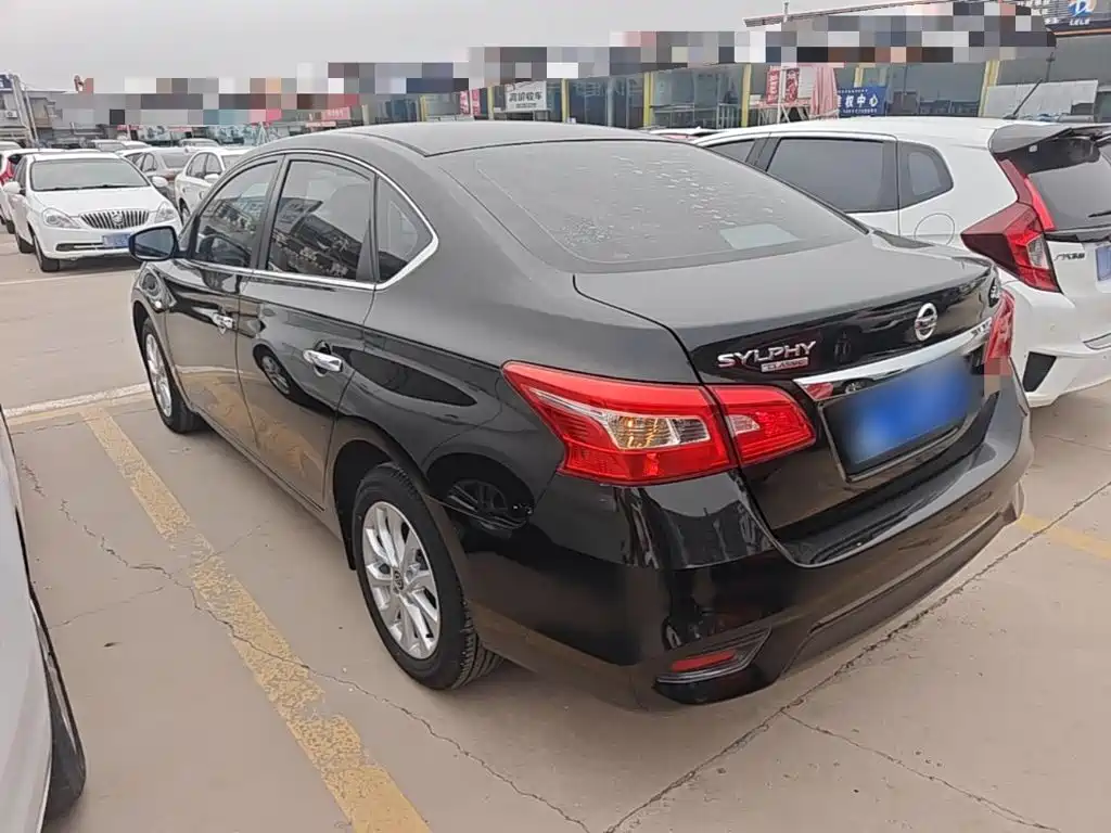 Sylphy Classic 1.6 XE CVT Comfort