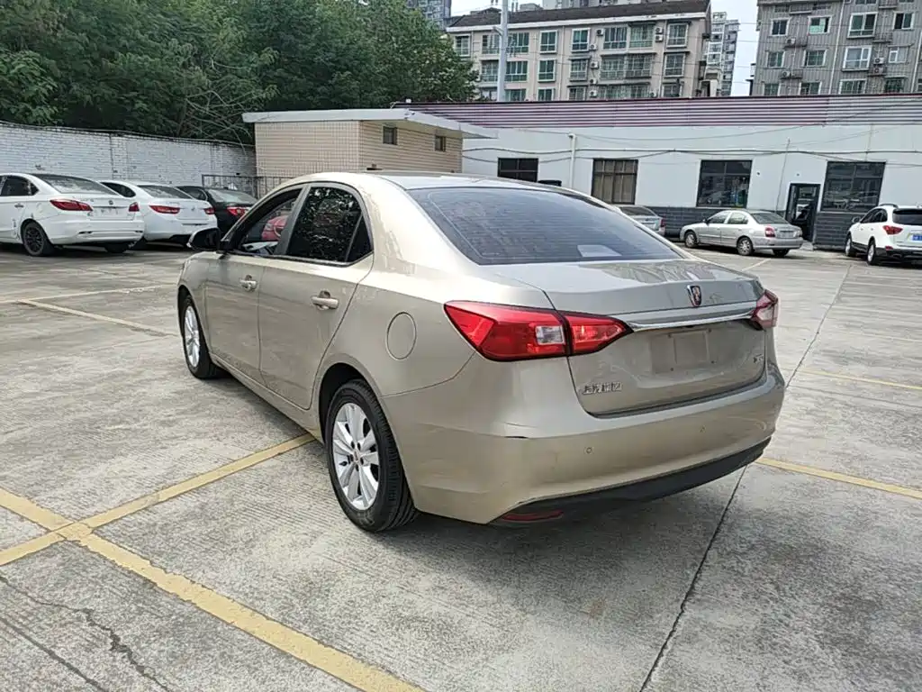 Roewe 360 1.5 L Manual Luxury