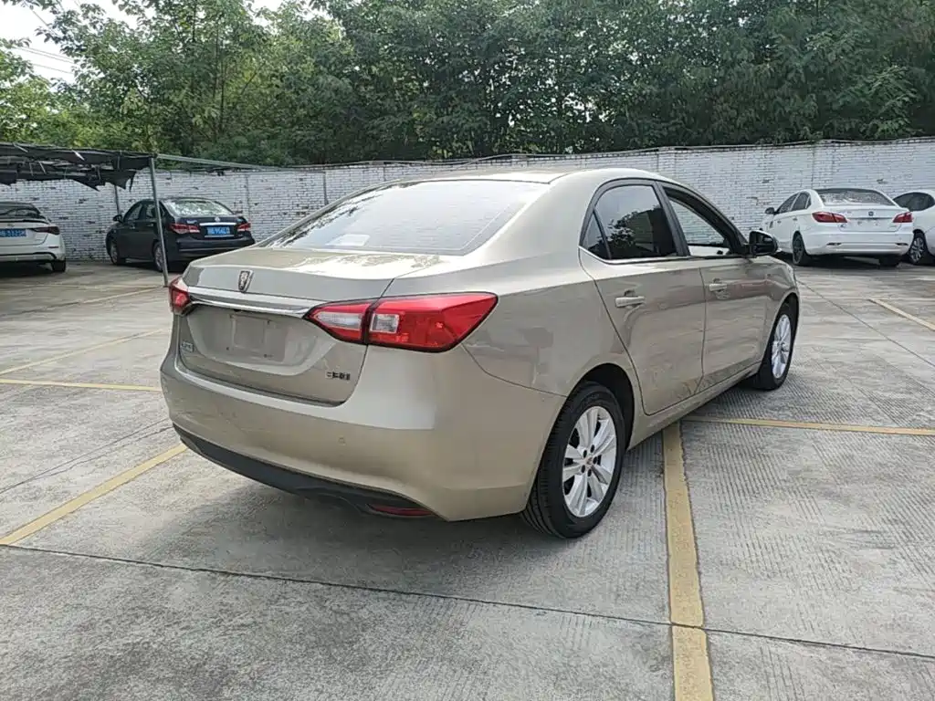 Roewe 360 1.5 L Manual Luxury