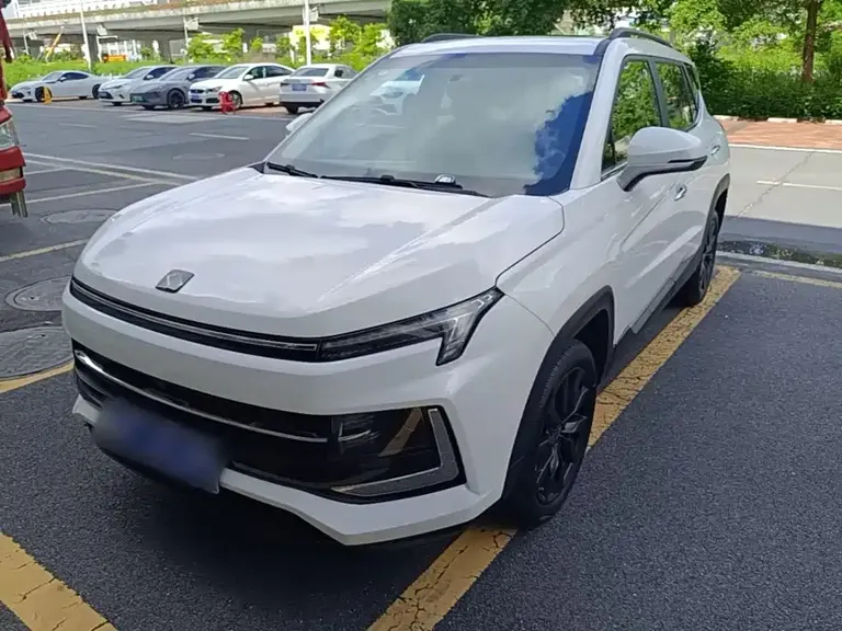 JAC 思皓X4 思皓X4 2021款 1.5 T CVT酋长版