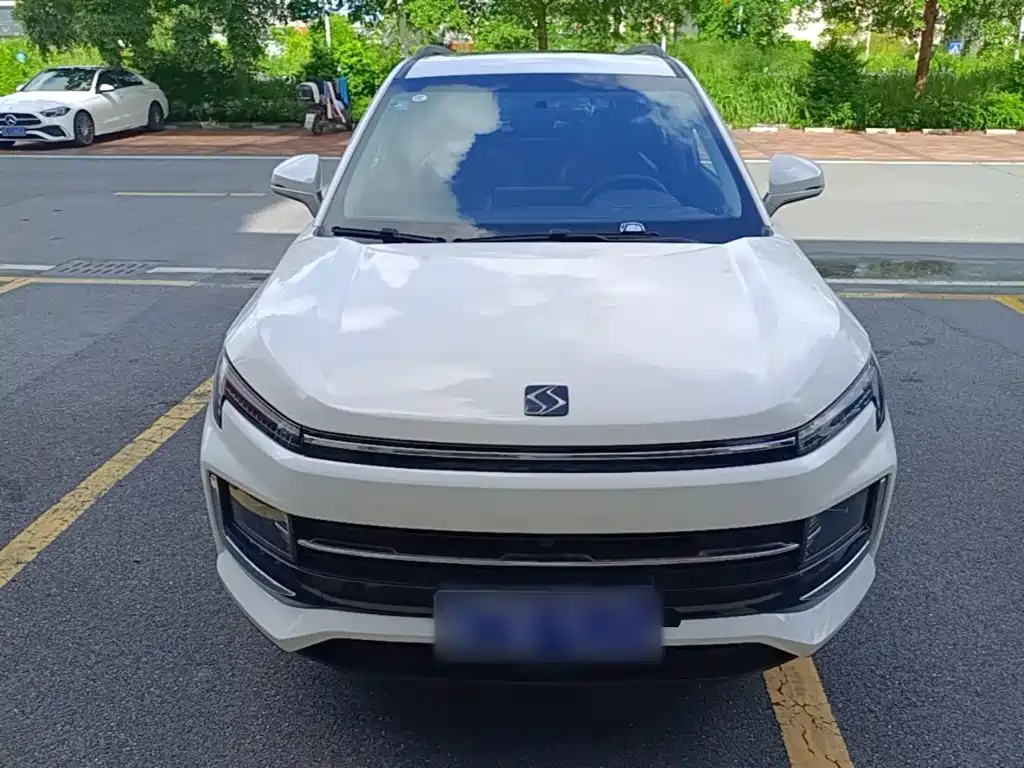思皓X4 思皓X4 2021款 1.5 T CVT酋长版