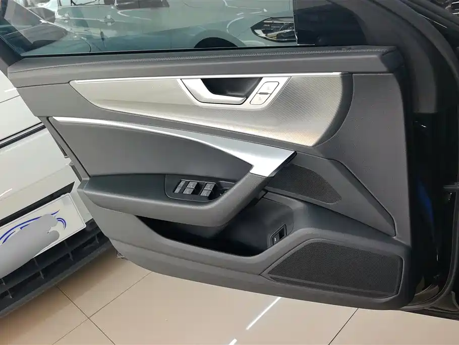 Audi A6 L 45 TFSI Select Elegant