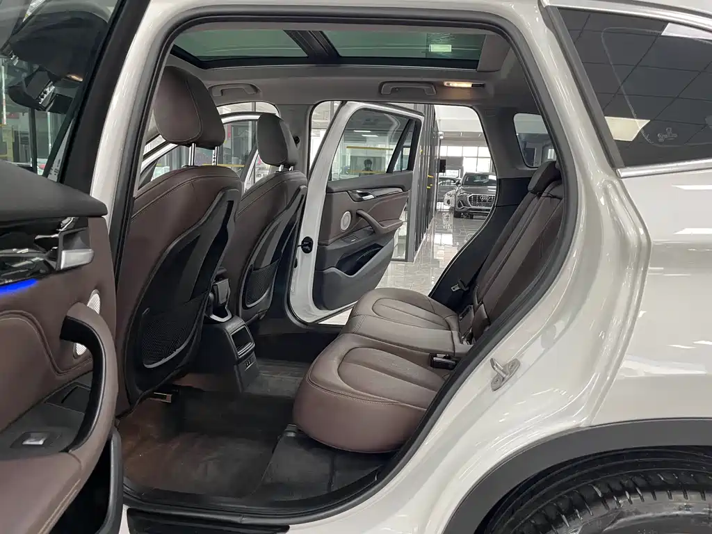 BMW X1 sDrive20 Li Fashion