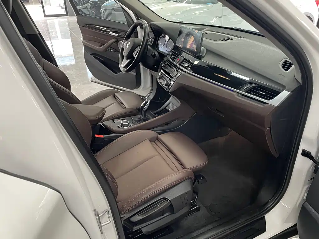 BMW X1 sDrive20 Li Fashion