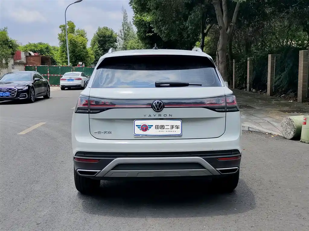 Tayron 3000 10 K Selected 300 TSI