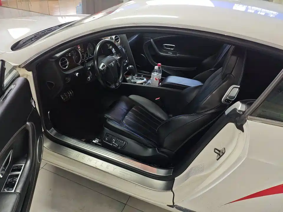 Continental GT 4.0 T GT V8