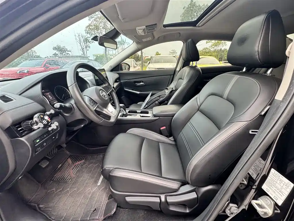 Sylphy 1.6 L XL CVT Joy