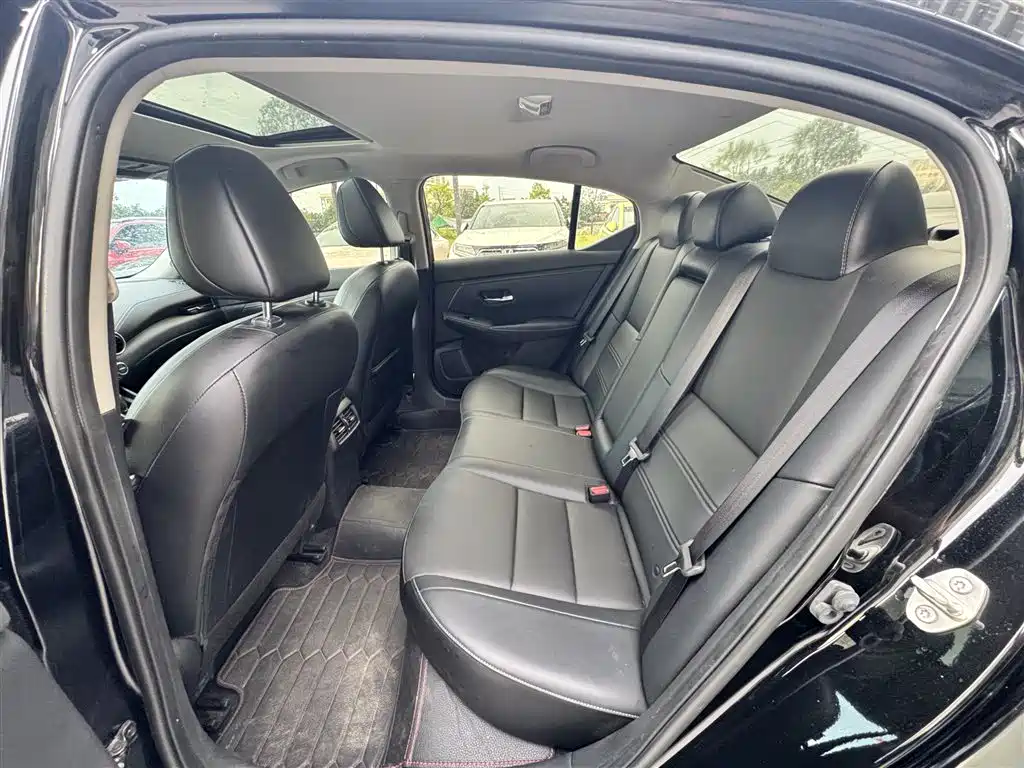 Sylphy 1.6 L XL CVT Joy