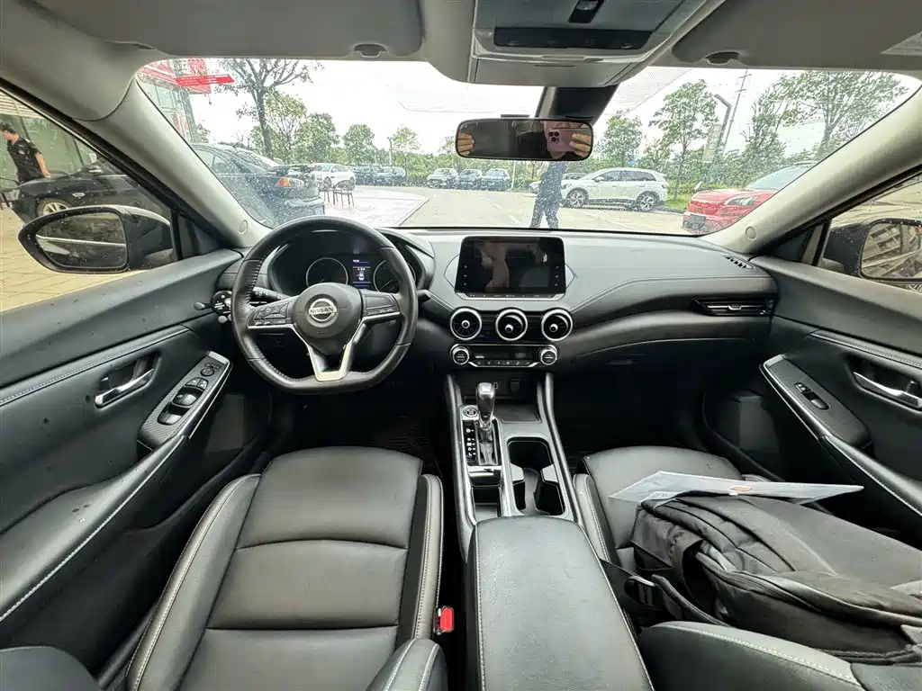 Sylphy 1.6 L XL CVT Joy