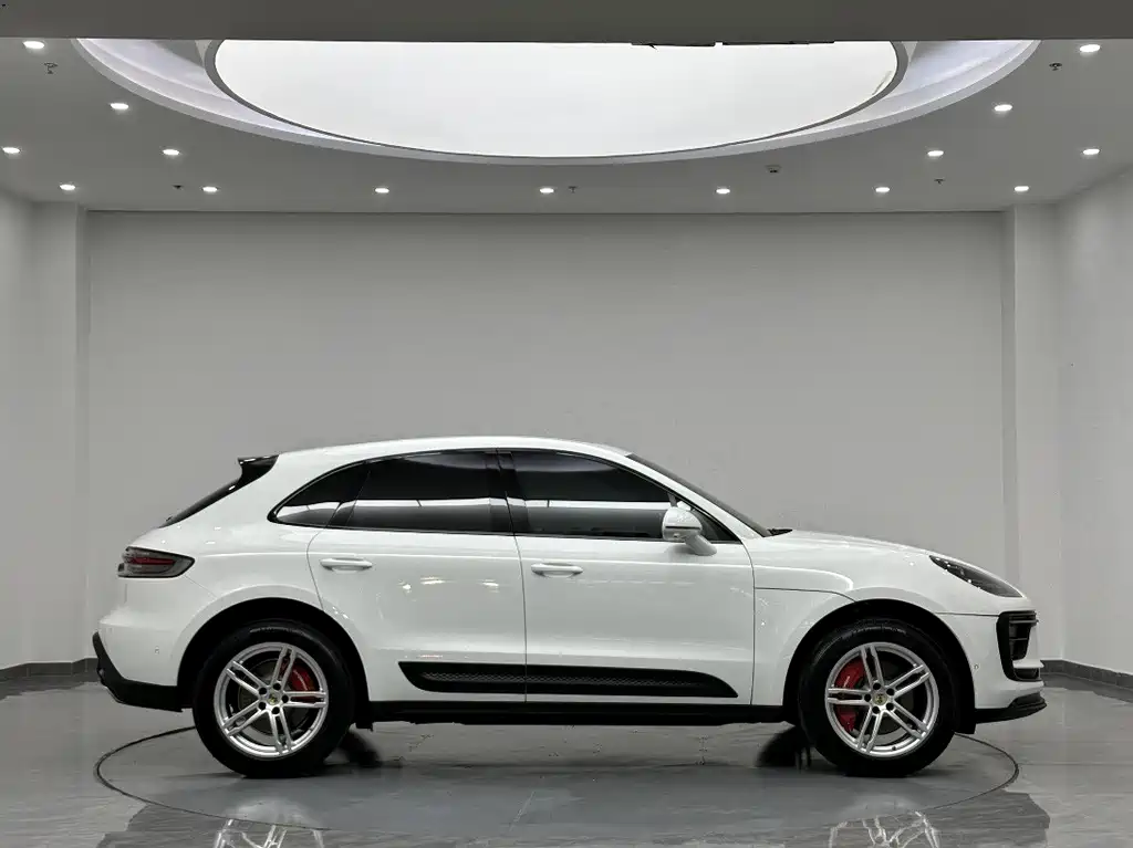 Macan Macan T 2.0 T