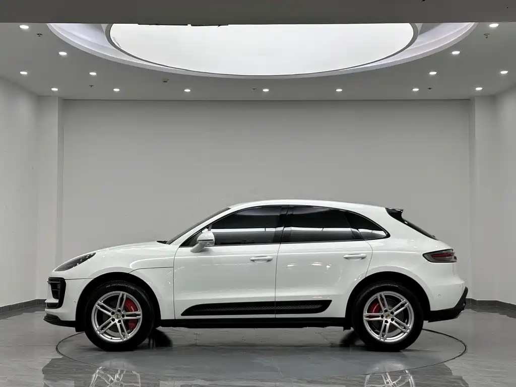 Macan Macan T 2.0 T
