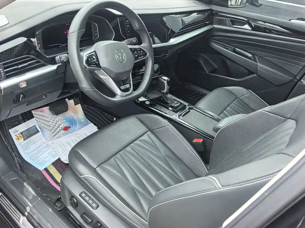 Passat 330 TSI Starry Sky Luxury