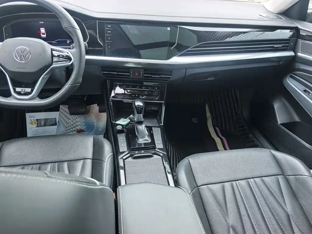 Passat 330 TSI Starry Sky Luxury