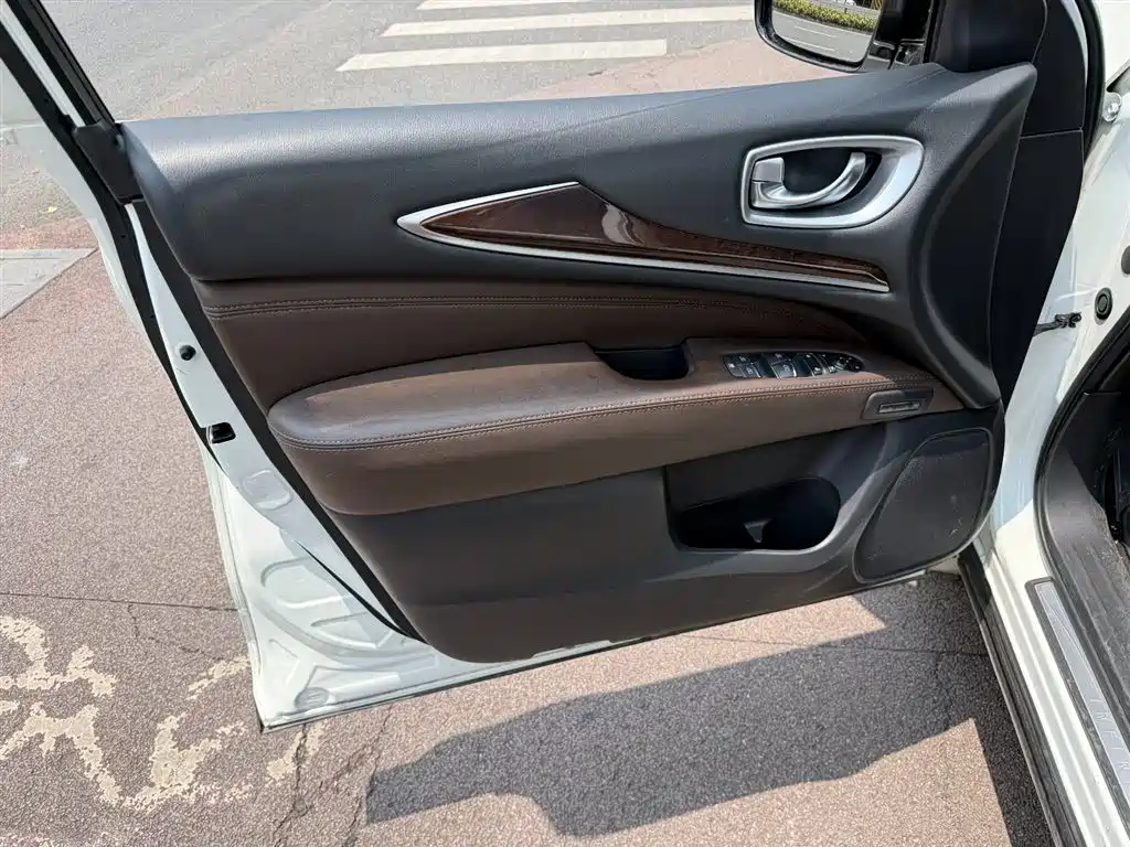 Infiniti QX60 (Import) 2.5 S C Hybrid 2 WD Outstanding