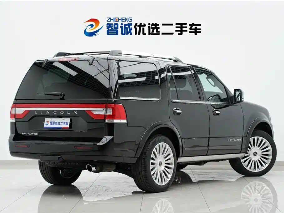 Navigator 3.5 T AWD