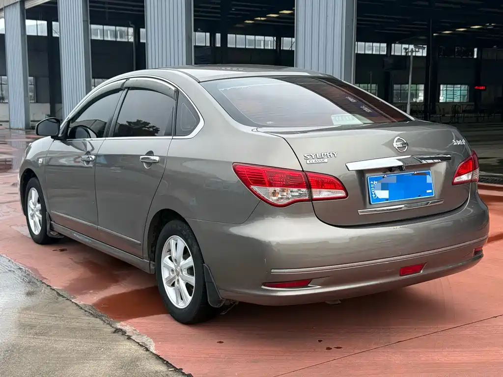 Sylphy Classic 1.6 XE Auto Comfort